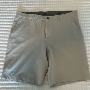 Golf shorts, stretch fabric.   Great condition, only wore a few times.